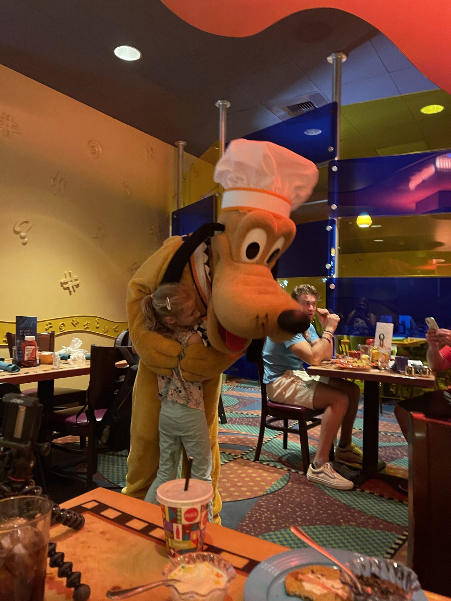 Goofy S Kitchen Character Dining Buffet At The Disneyland Hotel In A   Img 4221 1536x2048 