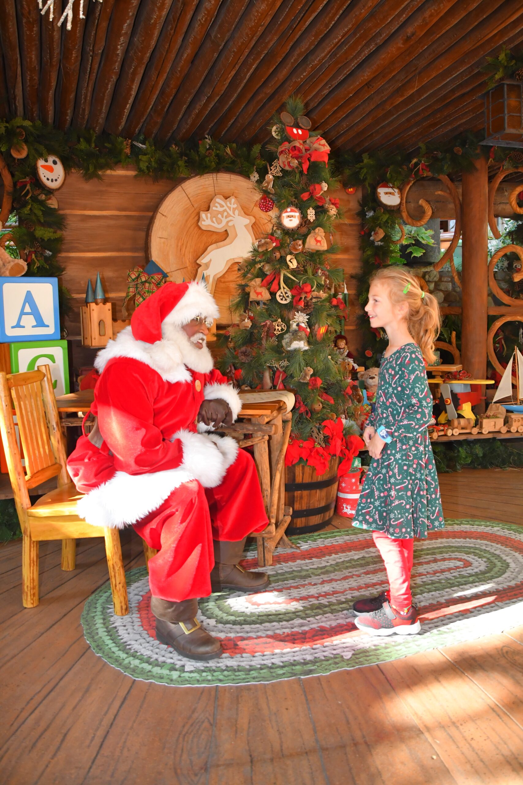The Best Disney Santa Meet and Greet: Redwood Creek Challenge Trail at Disney California Adventure post thumbnail image